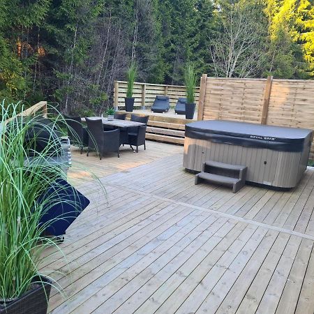 Pinebo Palace Guesthouse Ulricehamn Esterno foto
