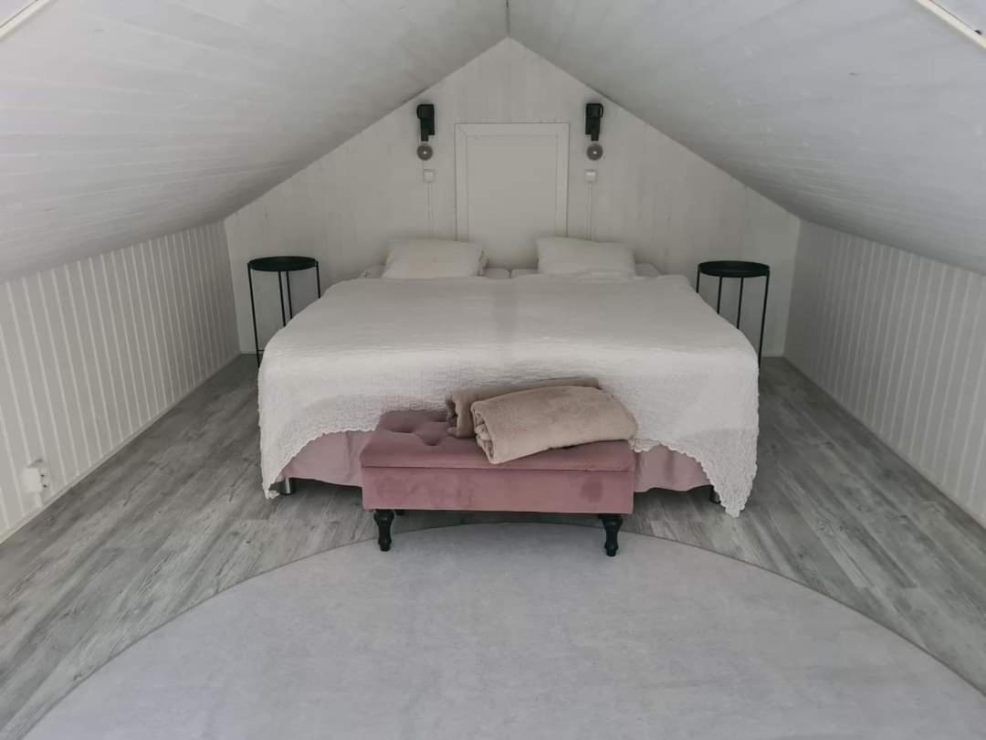 Pinebo Palace Guesthouse Ulricehamn Esterno foto